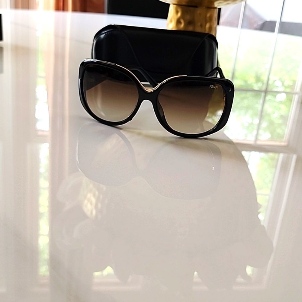 Fendi Shades